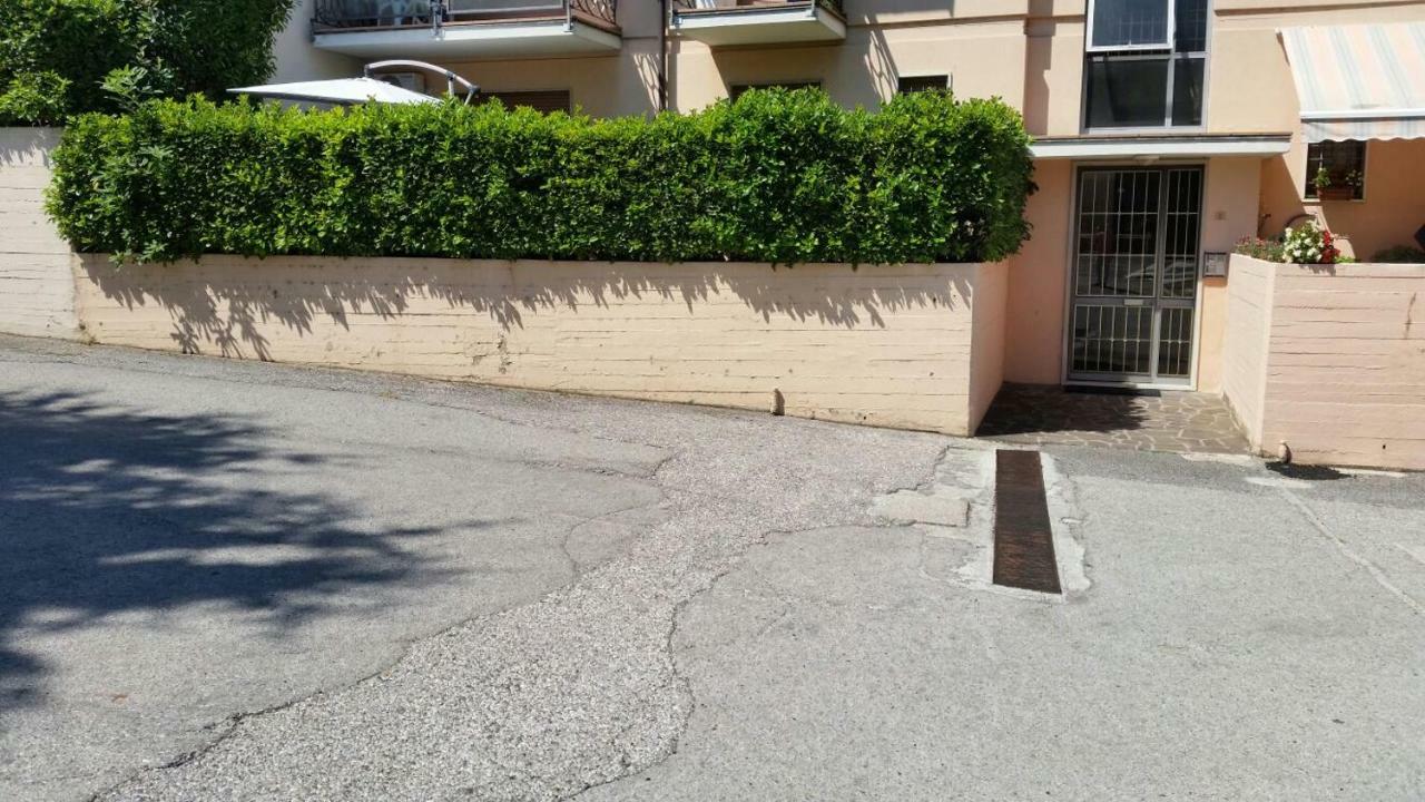 B&B Holidays Artisti Peschiera del Garda Zewnętrze zdjęcie