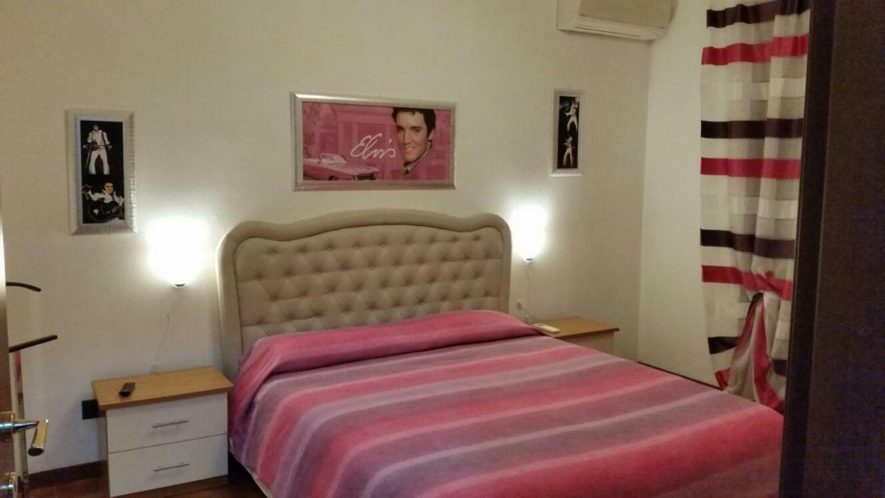 B&B Holidays Artisti Peschiera del Garda Zewnętrze zdjęcie
