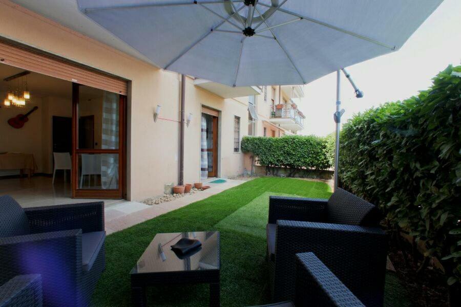 B&B Holidays Artisti Peschiera del Garda Zewnętrze zdjęcie