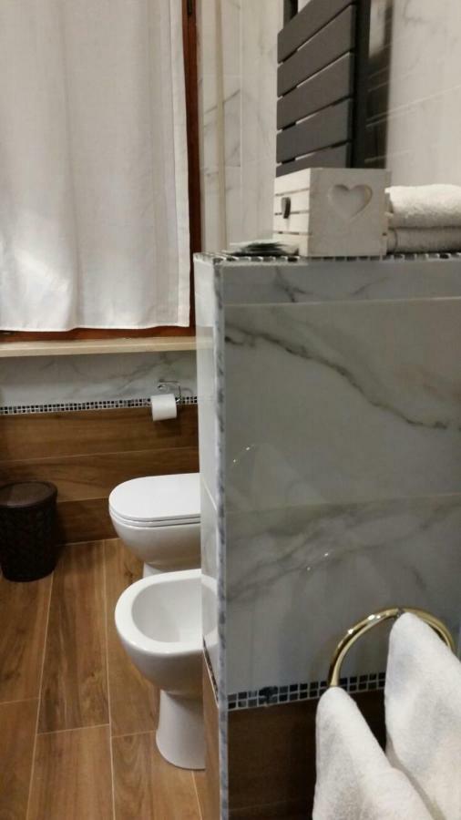 B&B Holidays Artisti Peschiera del Garda Zewnętrze zdjęcie